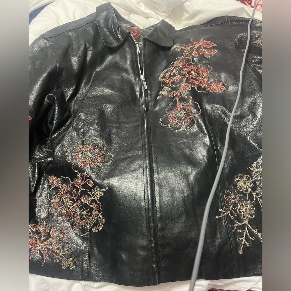 Chico faux leather